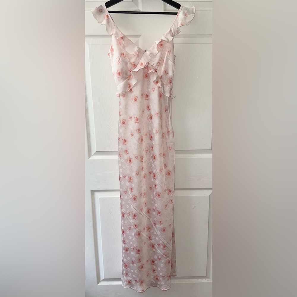 🥳 HOST PICK 🥳 NWT - And Now This Pink Floral Ruffle Shoulder Slip Dress